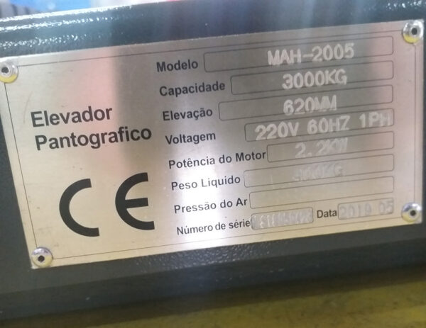 Elevador Pantográfico Tesoura Embutido com Duplo Estensor e Kit para SUV  3,5 Toneladas Trifásico 220V 3HP - MAH-2002 - Mahovi - valflex